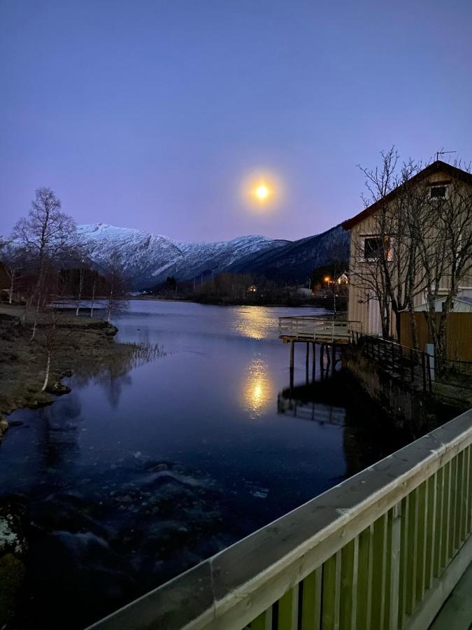 House On The Lake Боген Экстерьер фото
